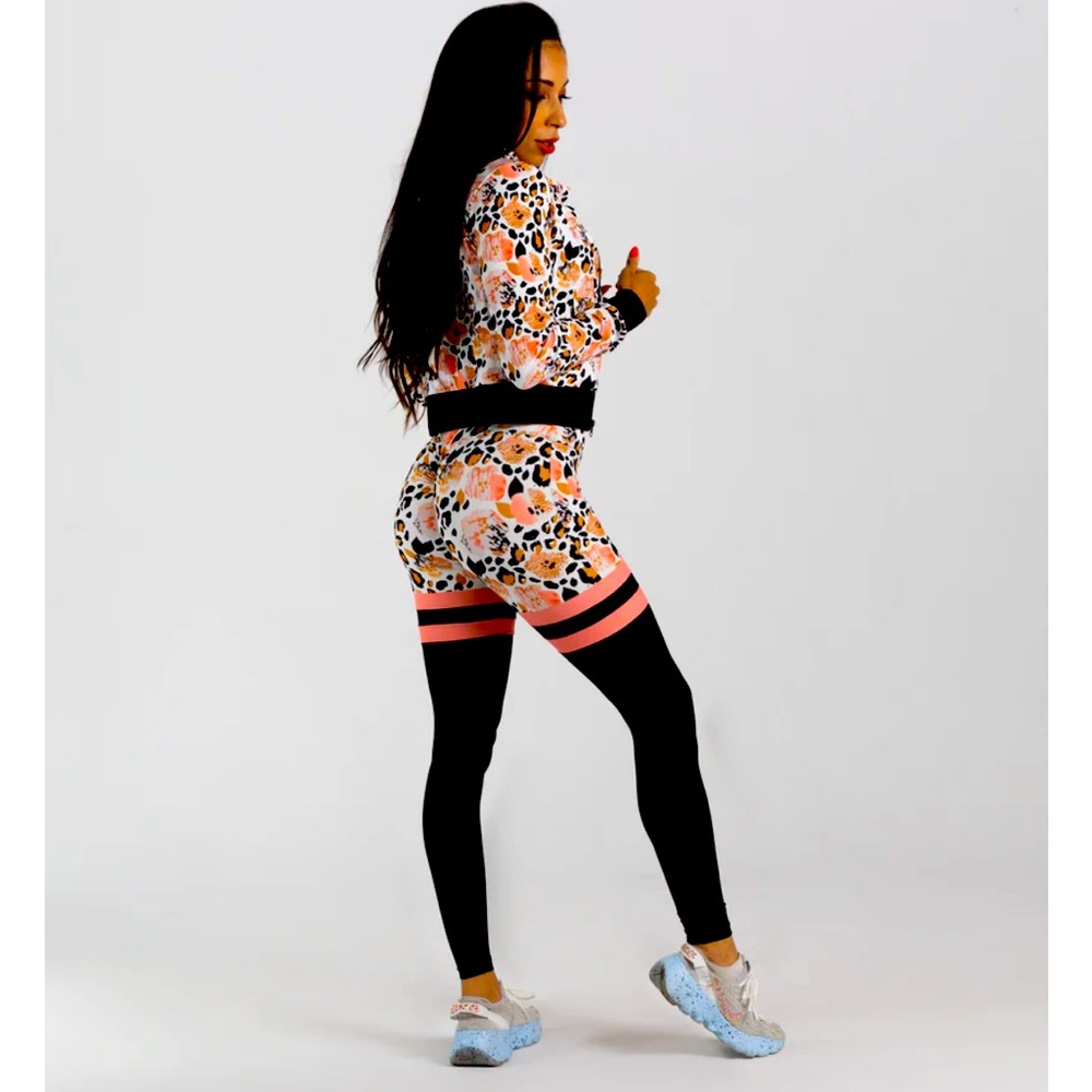 NOIREBLANC Peaches and Cream set